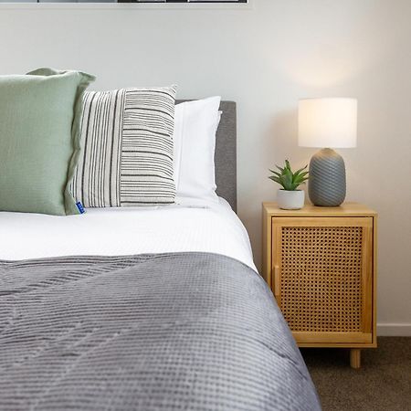 2Br Townhouse: Cosy, Close To City, Car Park Christchurch Esterno foto