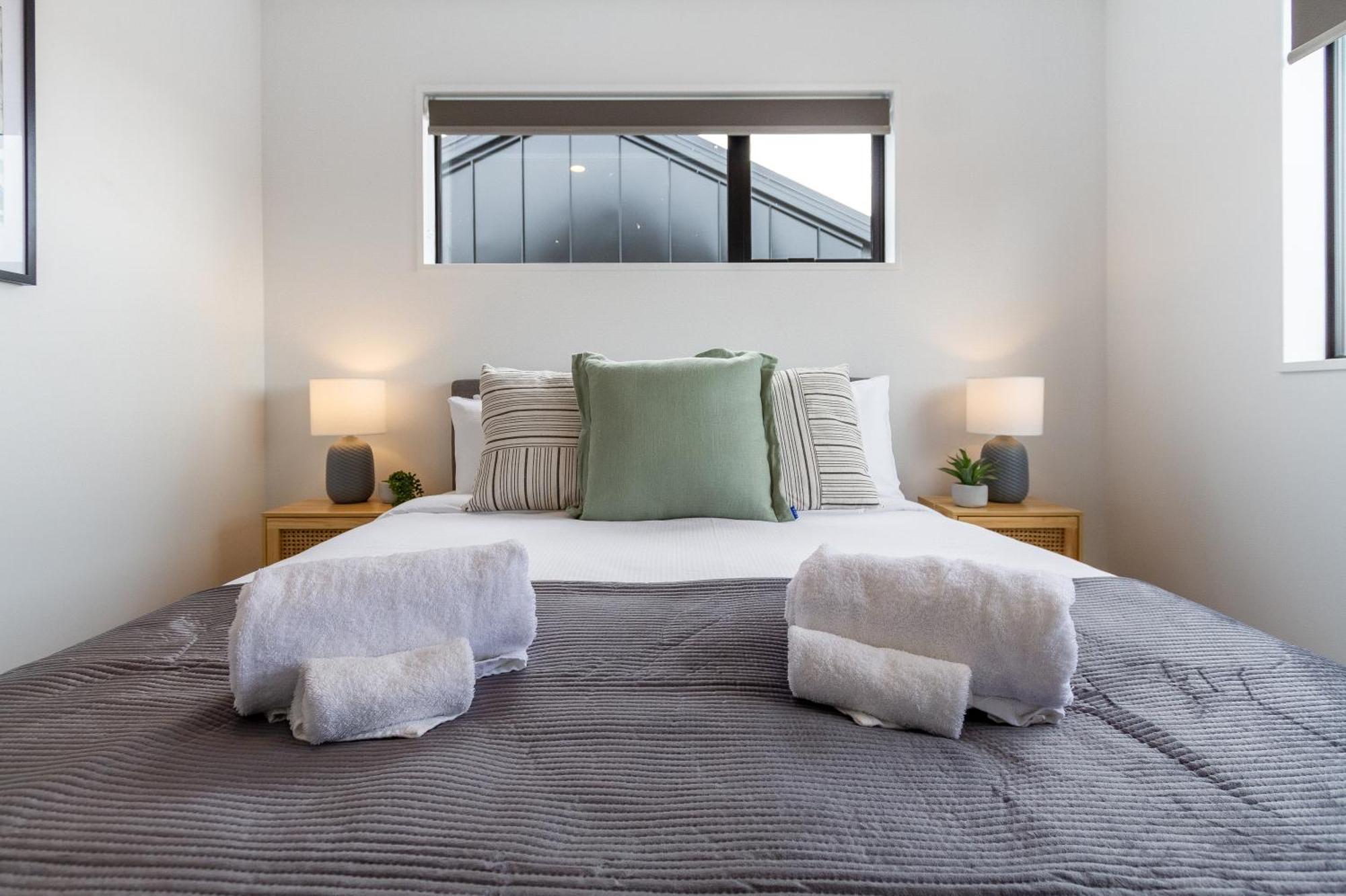 2Br Townhouse: Cosy, Close To City, Car Park Christchurch Esterno foto