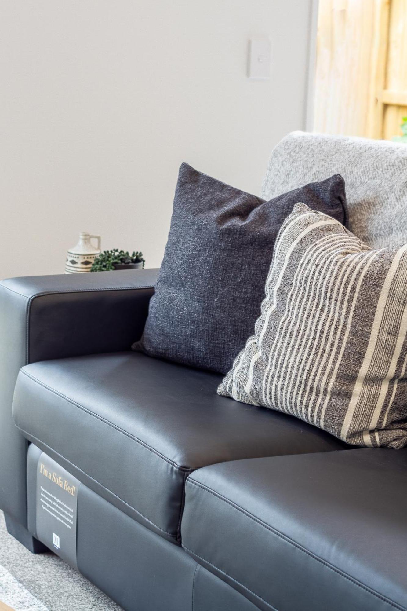 2Br Townhouse: Cosy, Close To City, Car Park Christchurch Esterno foto
