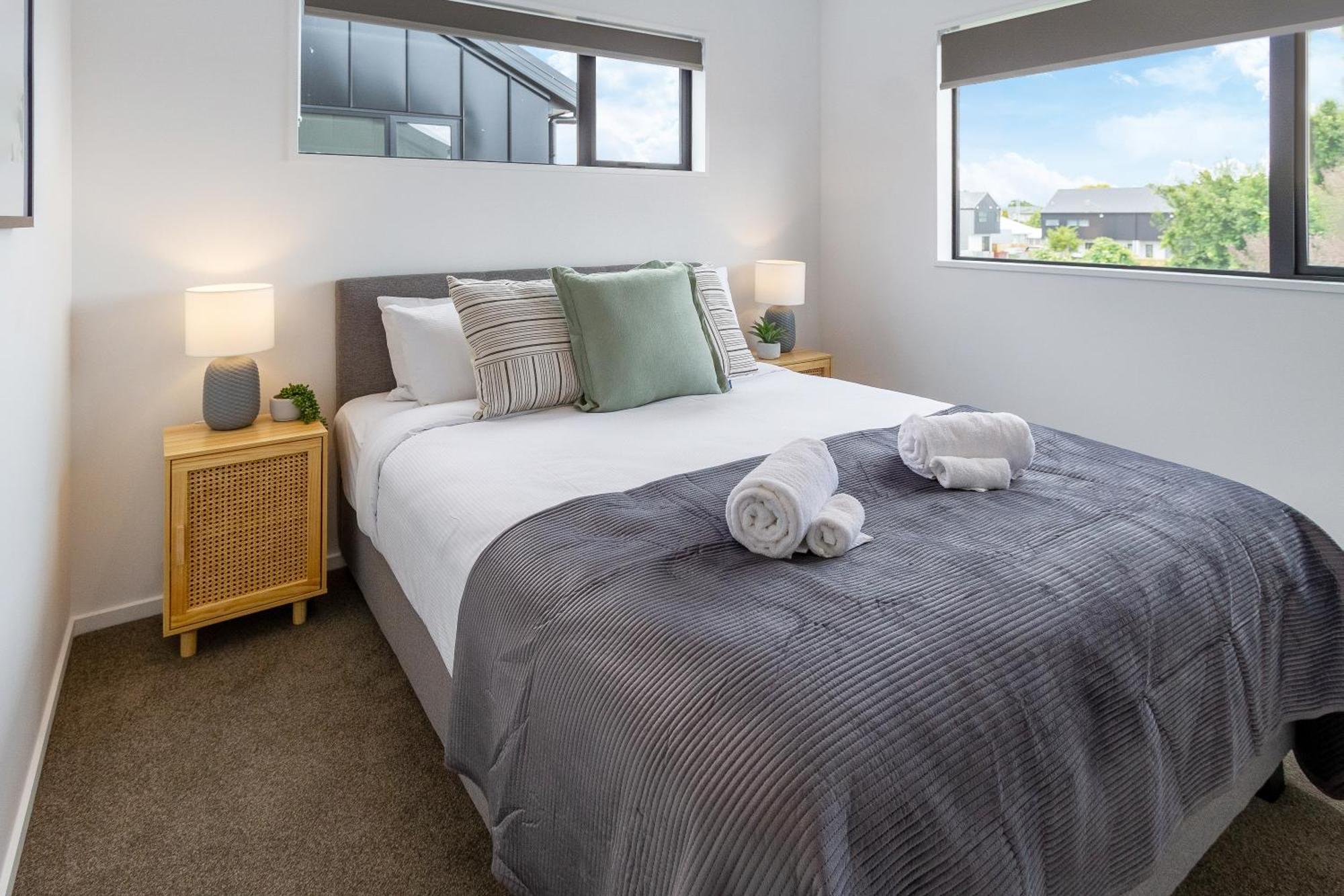 2Br Townhouse: Cosy, Close To City, Car Park Christchurch Esterno foto